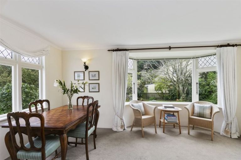 Photo of property in 10 Amapur Drive, Khandallah, Wellington, 6035