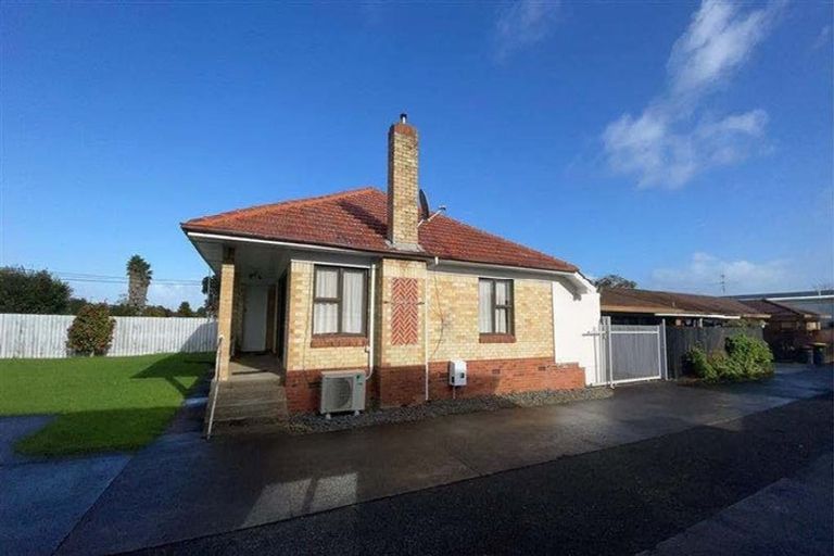 Photo of property in 1/13 Puhinui Road, Manukau, Auckland, 2104