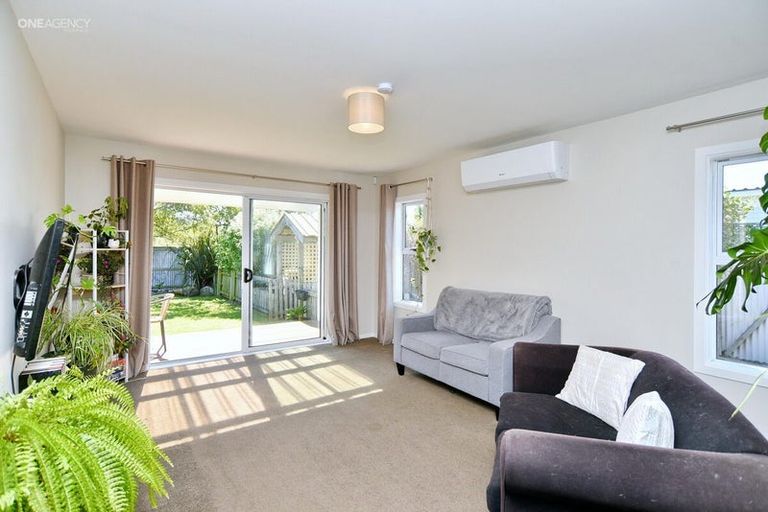 Photo of property in 17 Blake Street, New Brighton, Christchurch, 8061