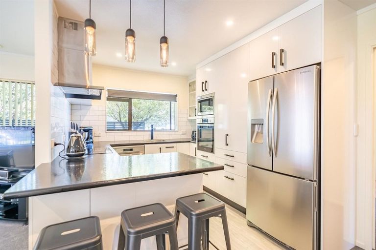 Photo of property in 33 Trelawney Road, Wainuiomata, Lower Hutt, 5014