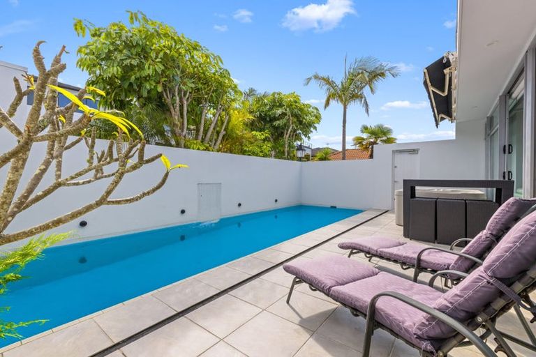 Photo of property in 47 The Ritz, Orewa, 0931