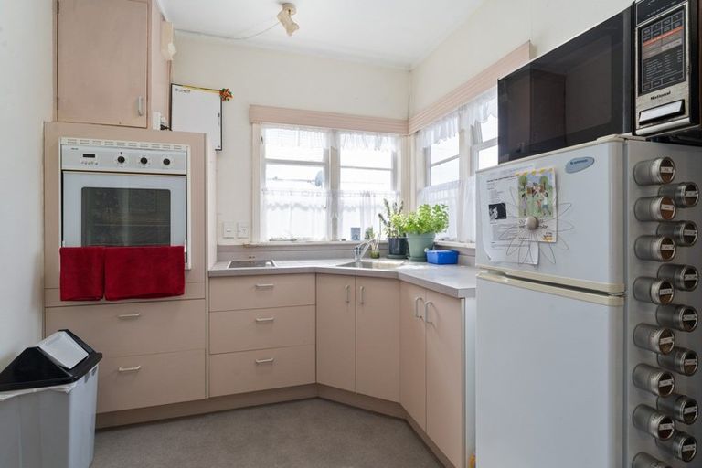 Photo of property in 85 Moana Street, Otaki Beach, Otaki, 5512