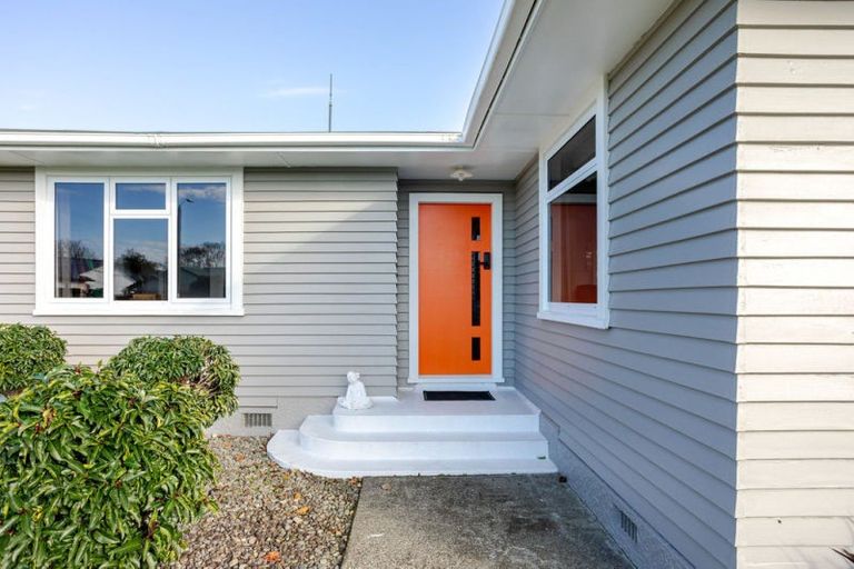 Photo of property in 56 Barraud Street, Dannevirke, 4930