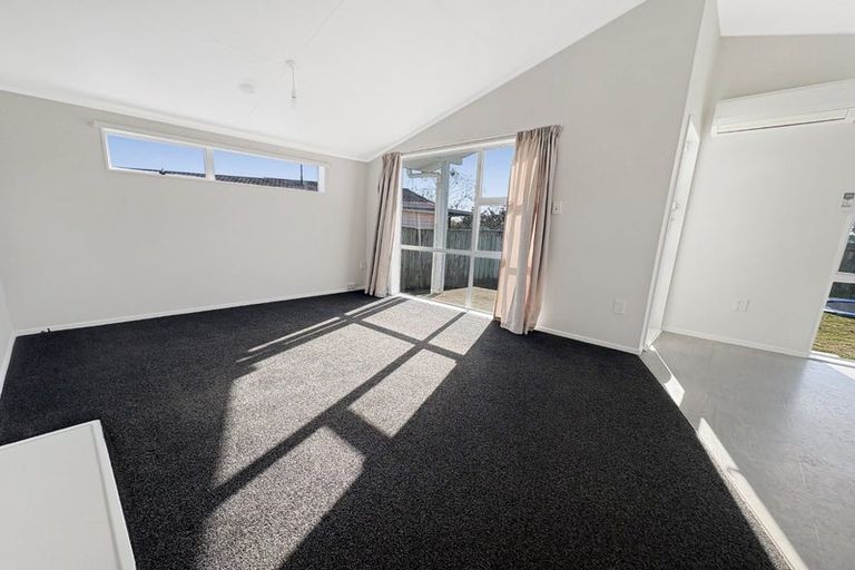 Photo of property in 27 Morgan Crescent, Levin, 5510