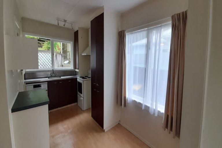 Photo of property in 9 Holland Street, Wainuiomata, Lower Hutt, 5014