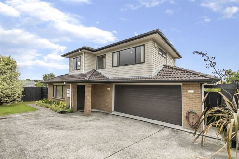 Photo of property in 14a Toru Street, Te Atatu Peninsula, Auckland, 0610