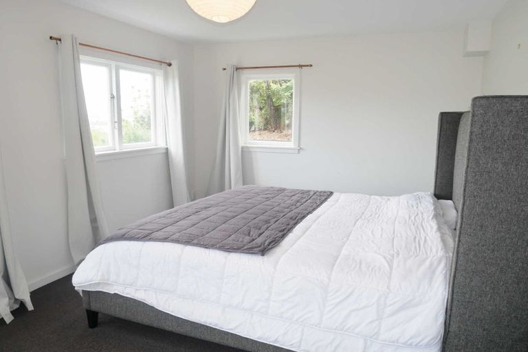 Photo of property in 7 Ticehurst Road, Lyttelton, 8082