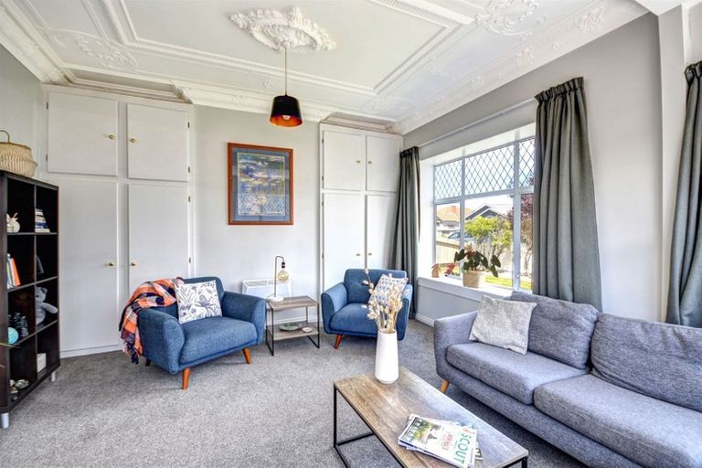 Photo of property in 15 West Avenue, Saint Clair, Dunedin, 9012