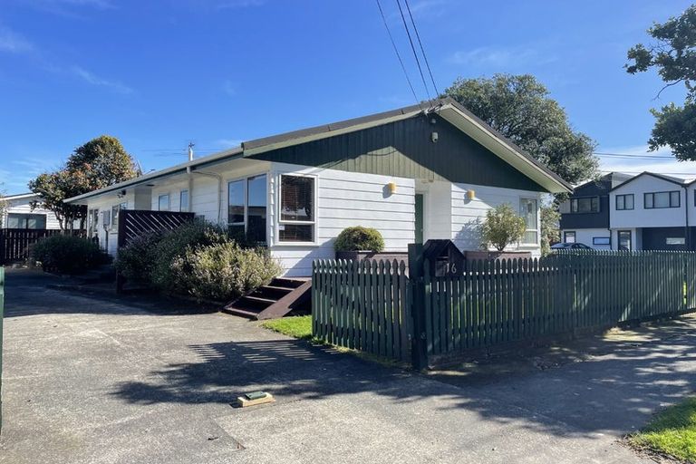 Photo of property in 16 Malone Road, Waterloo, Lower Hutt, 5011