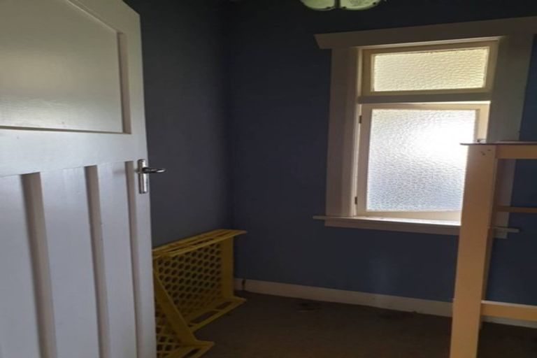 Photo of property in 15 High Street, Eltham, 4322