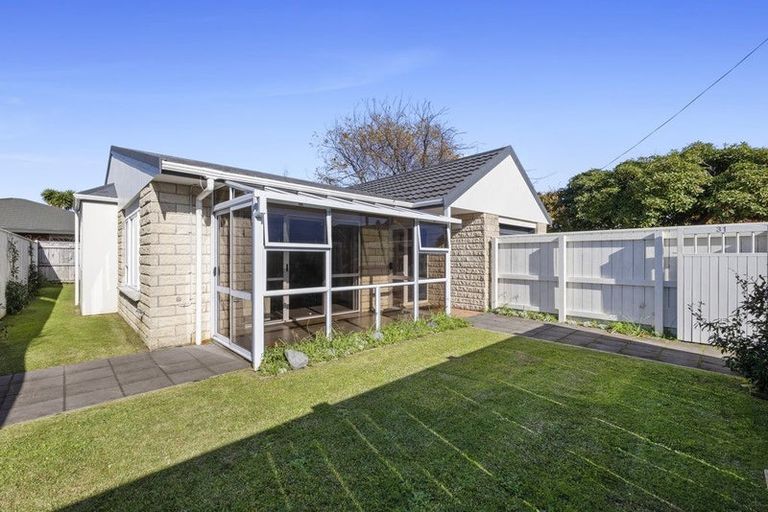 Photo of property in 31 Barrett Street, Westown, New Plymouth, 4310