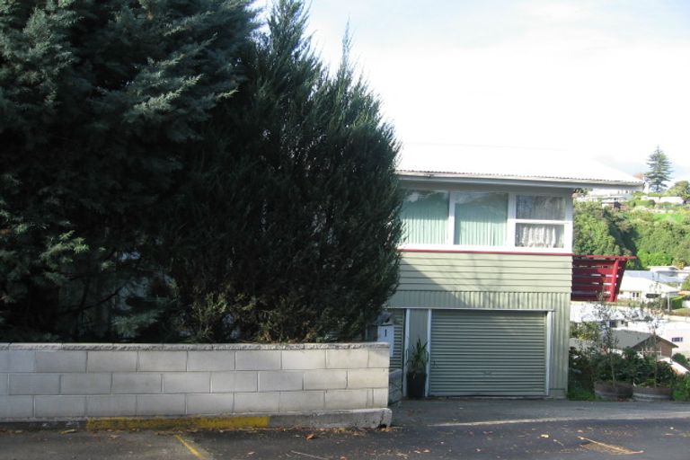 Photo of property in 1a Milton Terrace, Hospital Hill, Napier, 4110