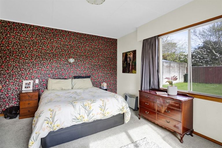 Photo of property in 2 Climie Crescent, Hawera, 4610