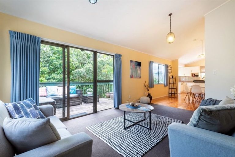 Photo of property in 5 Houston Place, Bayview, Auckland, 0629