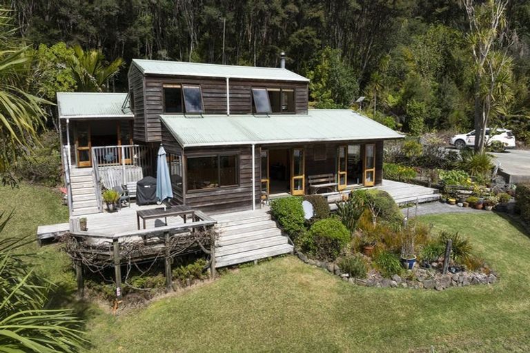 Photo of property in 73 Campbell Road, Totara North, Kaeo, 0479