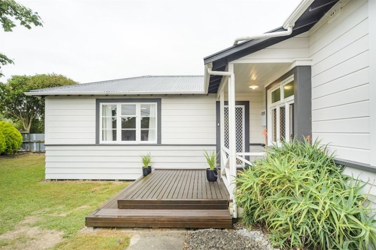 Photo of property in 30 Lyndhurst Street, Takaro, Palmerston North, 4412