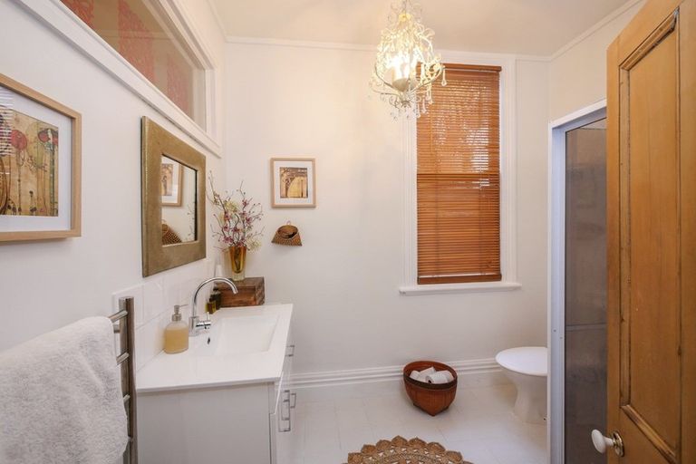 Photo of property in 24 Albert Street, Saint Clair, Dunedin, 9012