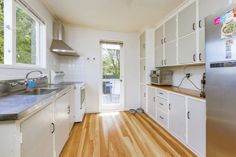 Photo of property in 17 Hamilton Drive, Waiuku, 2123