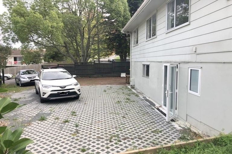 Photo of property in 1 Regatta Road, Torbay, Auckland, 0630