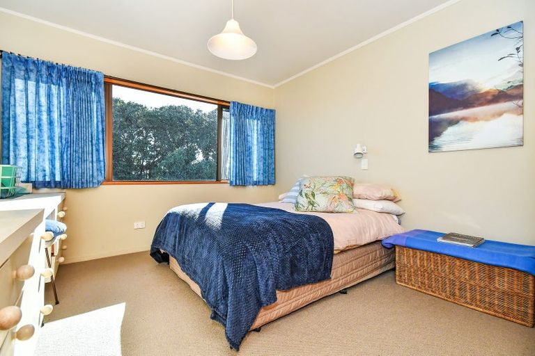 Photo of property in 8 Lemonwood Place, The Gardens, Auckland, 2105