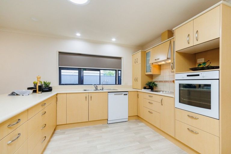 Photo of property in 103a Warwick Street, Feilding, 4702
