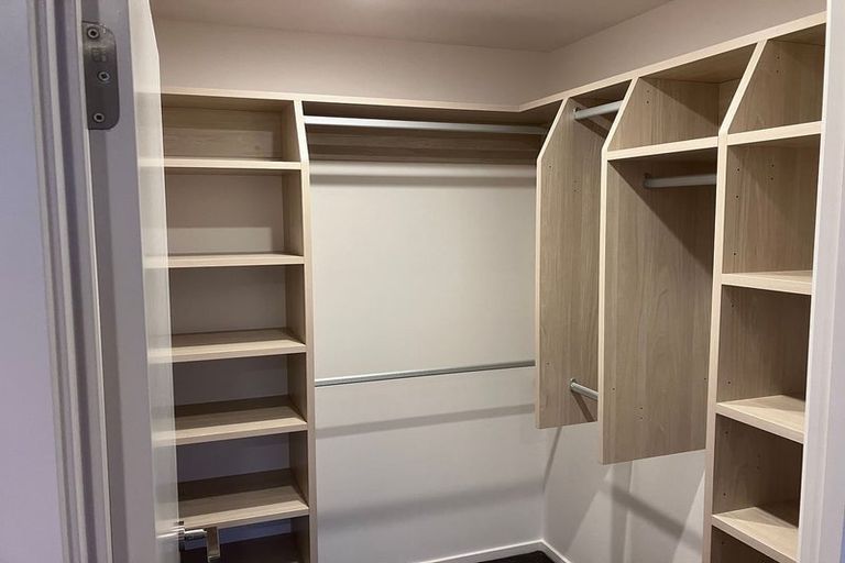 Photo of property in 44 Doug Ledgerwood Drive, Wanaka, 9305