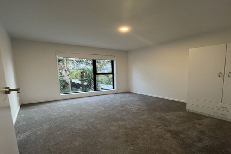 Photo of property in 9 Renata Crescent, Te Atatu Peninsula, Auckland, 0610