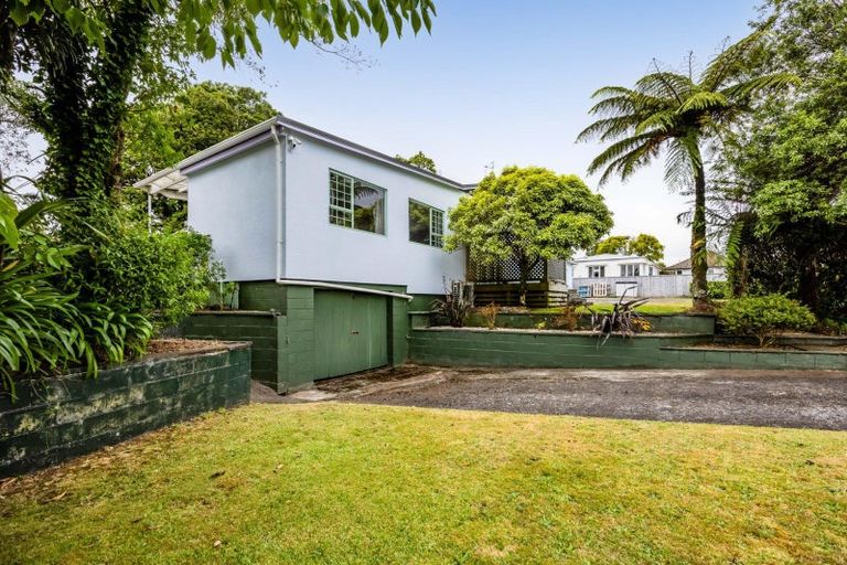Photo of property in 17 Konini Street, Inglewood, 4330