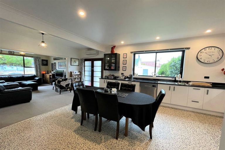 Photo of property in 47 Renfrew Street, Balclutha, 9230