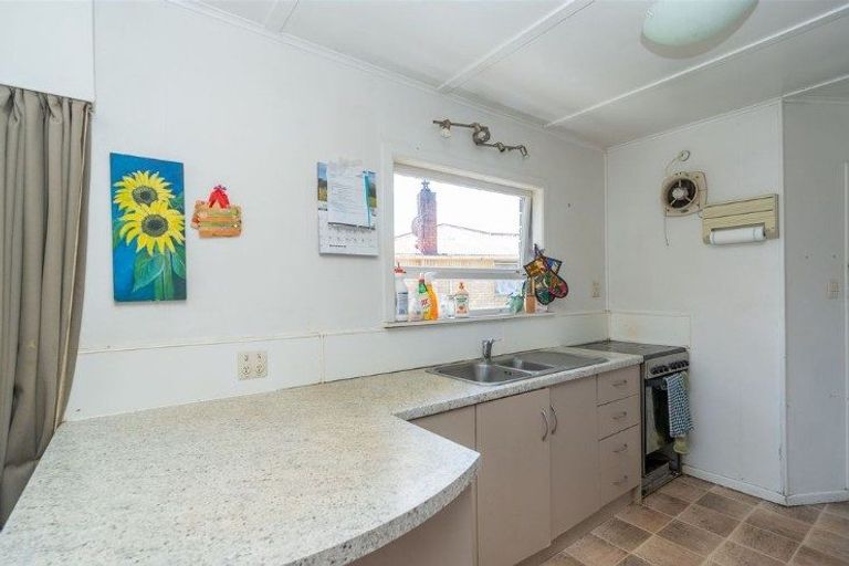 Photo of property in 1 Orelio Street, Hillcrest, Hamilton, 3216