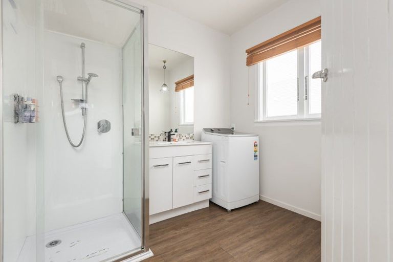 Photo of property in 26 Thomson Street, West End, Palmerston North, 4412