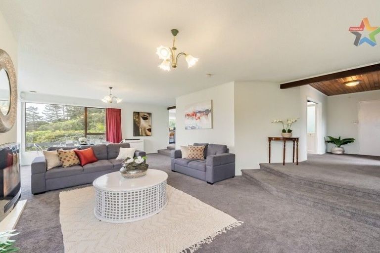 Photo of property in 75 Park Road, Belmont, Lower Hutt, 5010