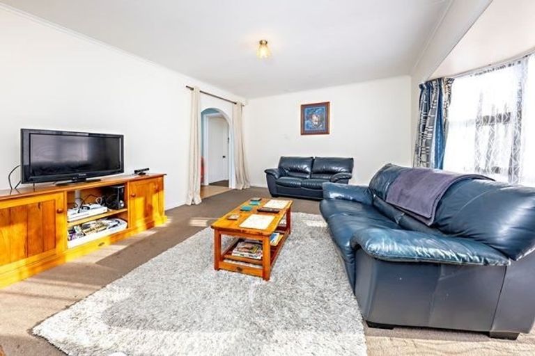 Photo of property in 1/19 Rollerson Street, Papakura, 2110