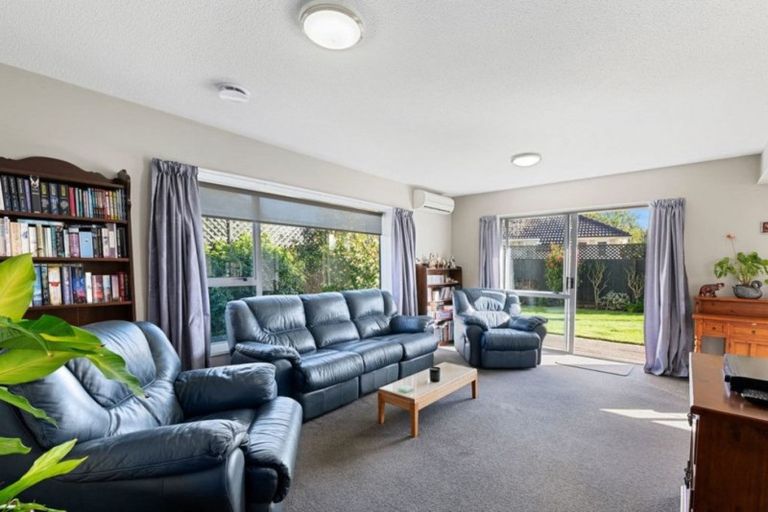 Photo of property in 15b Radnor Street, St Albans, Christchurch, 8014