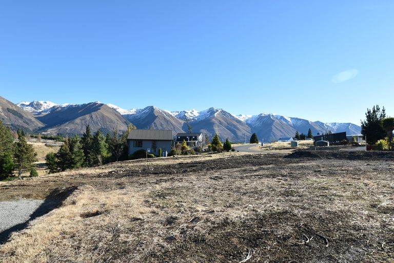 Photo of property in 80 Ohau Drive, Lake Ohau, Twizel, 9412