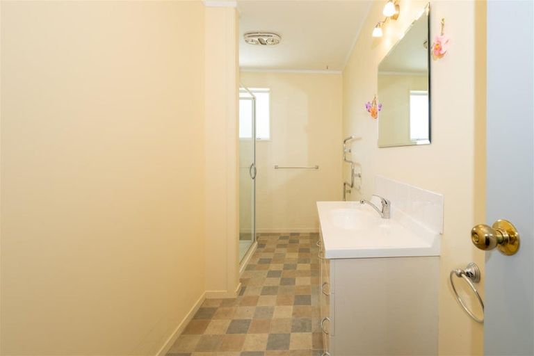 Photo of property in 32 Rolleston Street, Rakaia, 7710