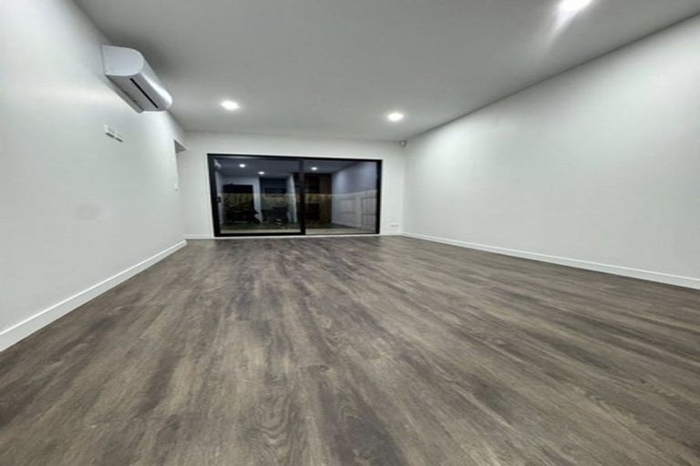 Photo of property in 3/32 Airfield Road, Takanini, 2112