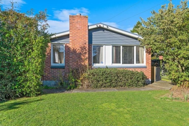 Photo of property in 28 Heath Street, Burnside, Christchurch, 8053