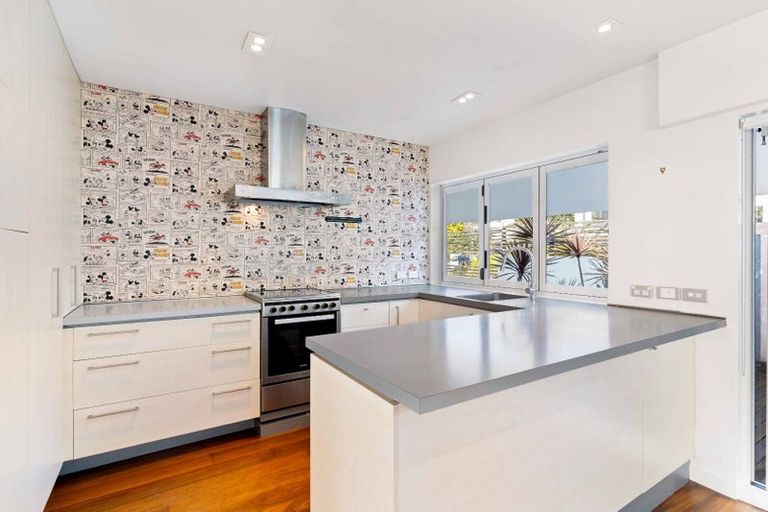 Photo of property in 2/14 Rangitira Avenue, Takapuna, Auckland, 0622