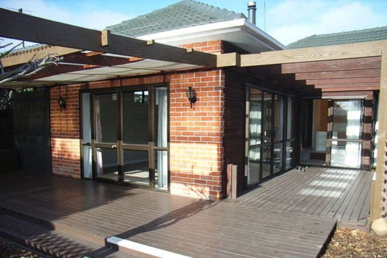 Photo of property in 126 Yaldhurst Road, Sockburn, Christchurch, 8042