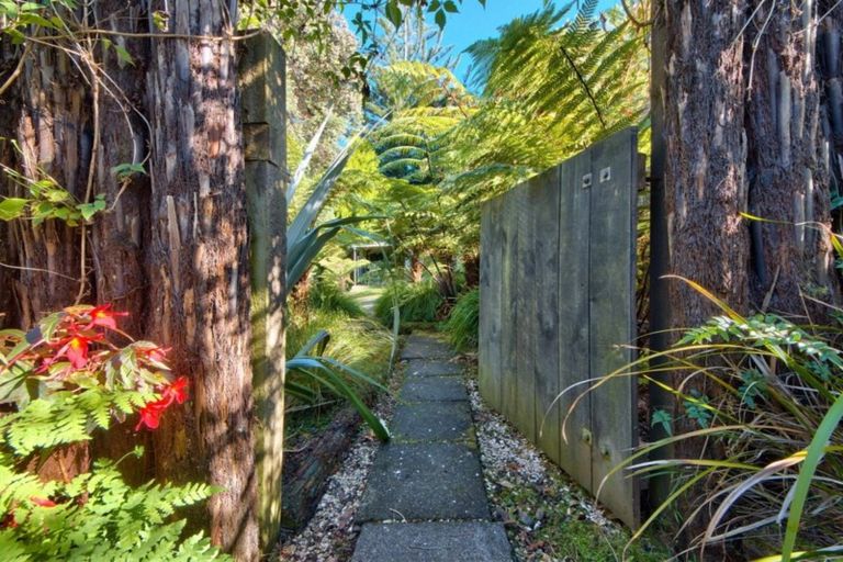 Photo of property in 1272 Huia Road, Huia, Auckland, 0604
