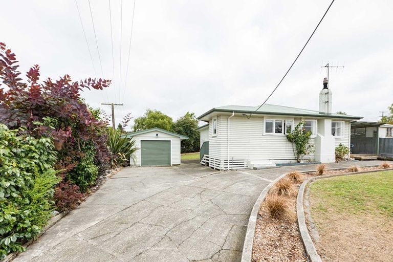 Photo of property in 1 Mcgreevy Street, Waipawa, 4210