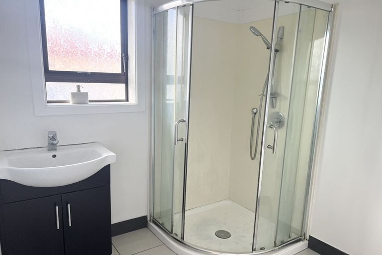 Photo of property in 67 Hyperion Drive, Randwick Park, Auckland, 2105