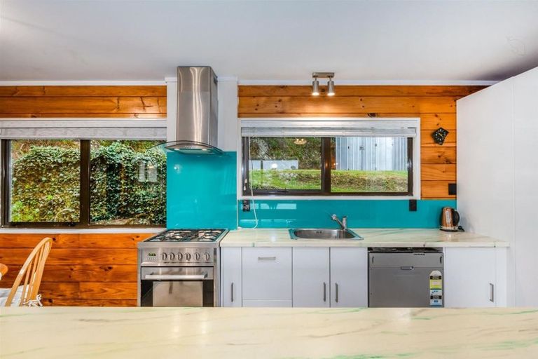 Photo of property in 6 The Bollard, Whitby, Porirua, 5024