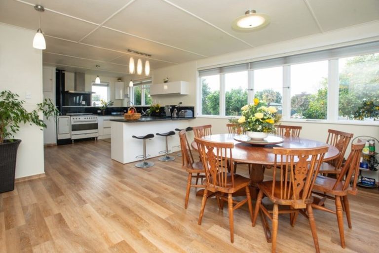 Photo of property in 4 Oxford Place, Taradale, Napier, 4112