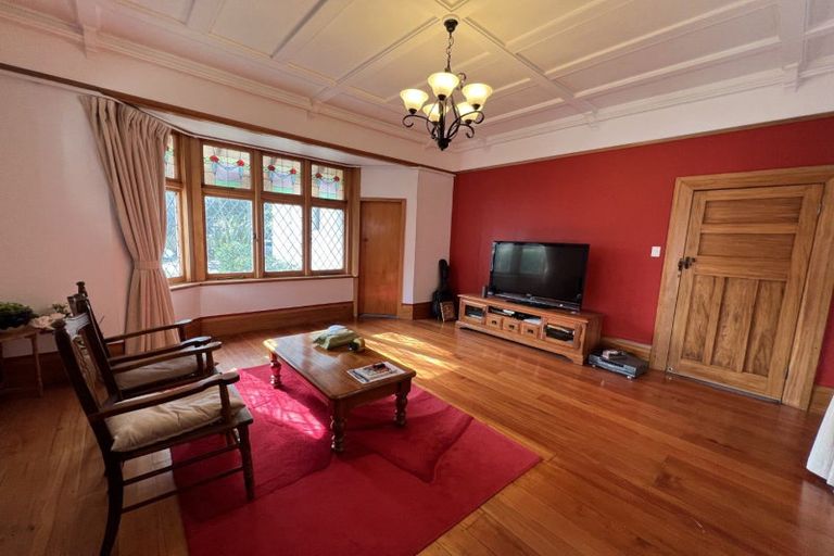 Photo of property in 18 Chaytor Street, West End, Palmerston North, 4410