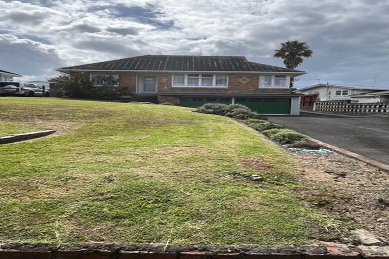 Photo of property in 22 Ellen Street, Manurewa East, Auckland, 2102