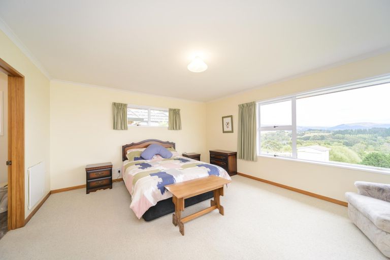 Photo of property in 78 Pacific Drive, Fitzherbert, Palmerston North, 4410