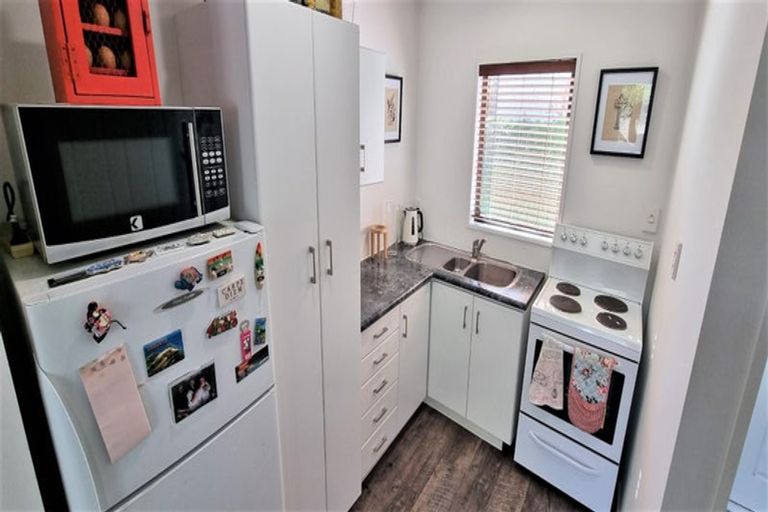 Photo of property in 2/35 Walpole Street, Waltham, Christchurch, 8023