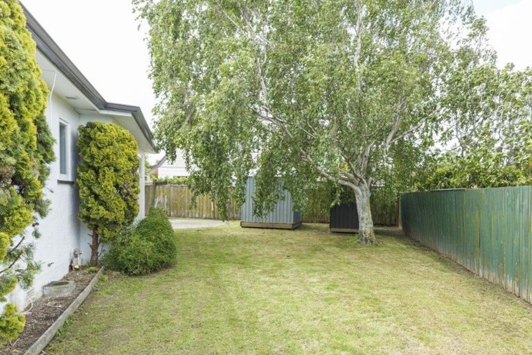 Photo of property in 10 Pitama Road, Awapuni, Palmerston North, 4412